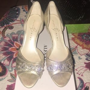 Size 9 Invanka Trump champagne/soft gold heels